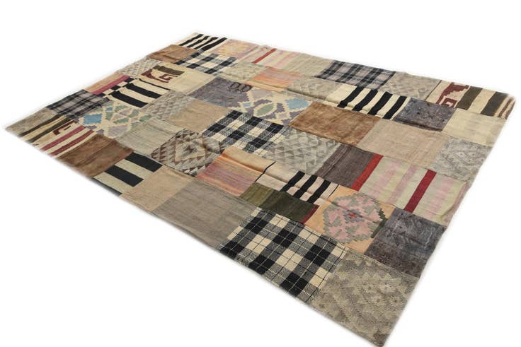 Detail image of 6' 6 x 9' 5 Hand Woven Kilim Patchwork Wool Rug