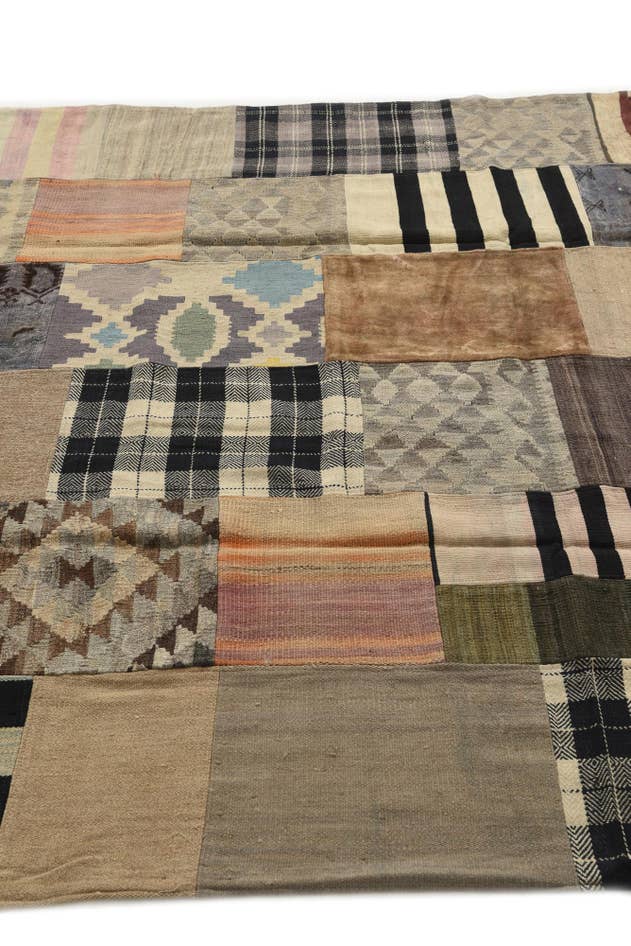 Detail image of 6' 6 x 9' 5 Hand Woven Kilim Patchwork Wool Rug