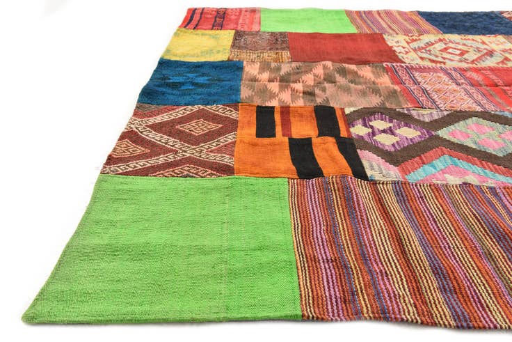 Detail image of 5' 7 x 7' 10 Hand Woven Kilim Patchwork Wool Rug