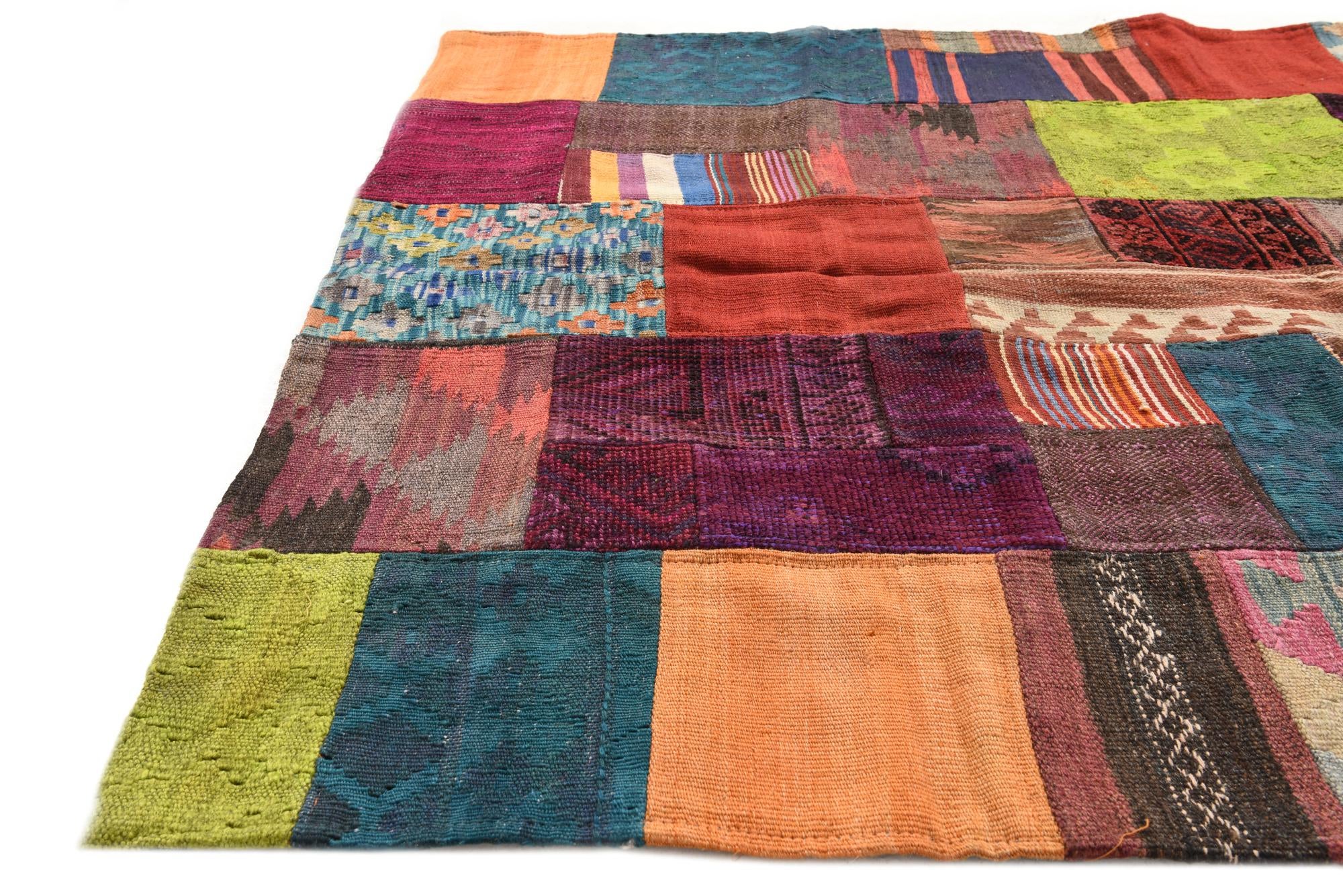 4' x 5' 10 Hand Woven Kilim Patchwork Wool Rug