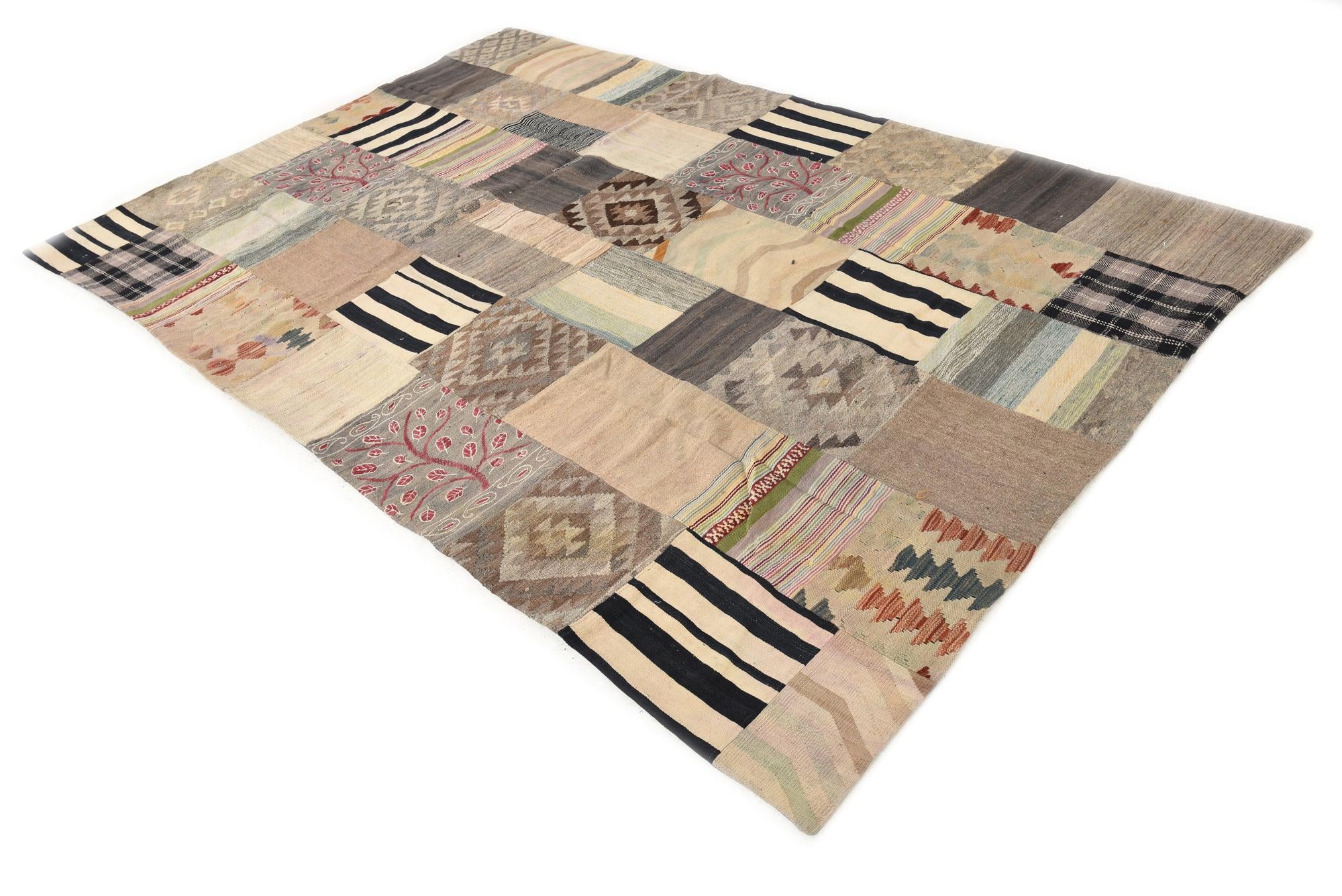 6' 6 x 9' 11 Hand Woven Kilim Patchwork Wool Rug