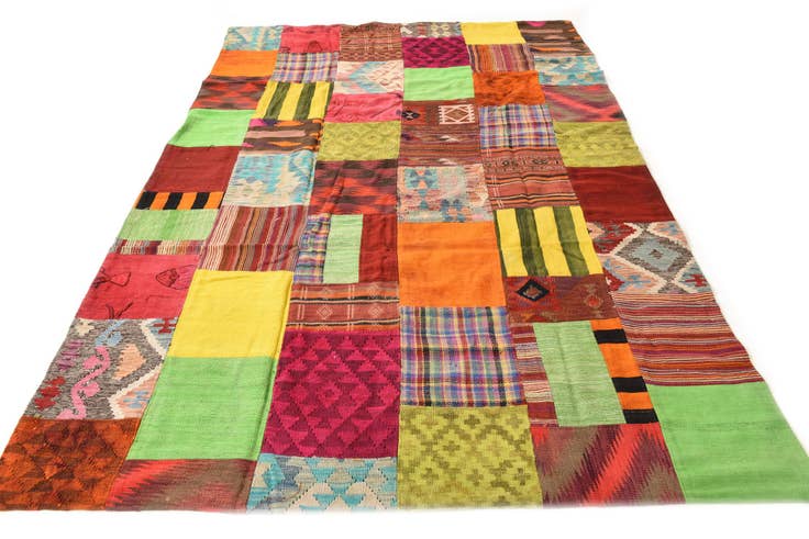 Detail image of 6' 7 x 9' 8 Hand Woven Kilim Patchwork Wool Rug