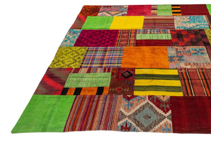 Detail image of 6' 7 x 9' 8 Hand Woven Kilim Patchwork Wool Rug