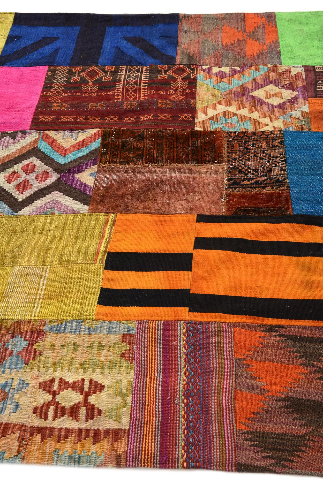 5' 6 x 7' 11 Hand Woven Kilim Patchwork Wool Rug