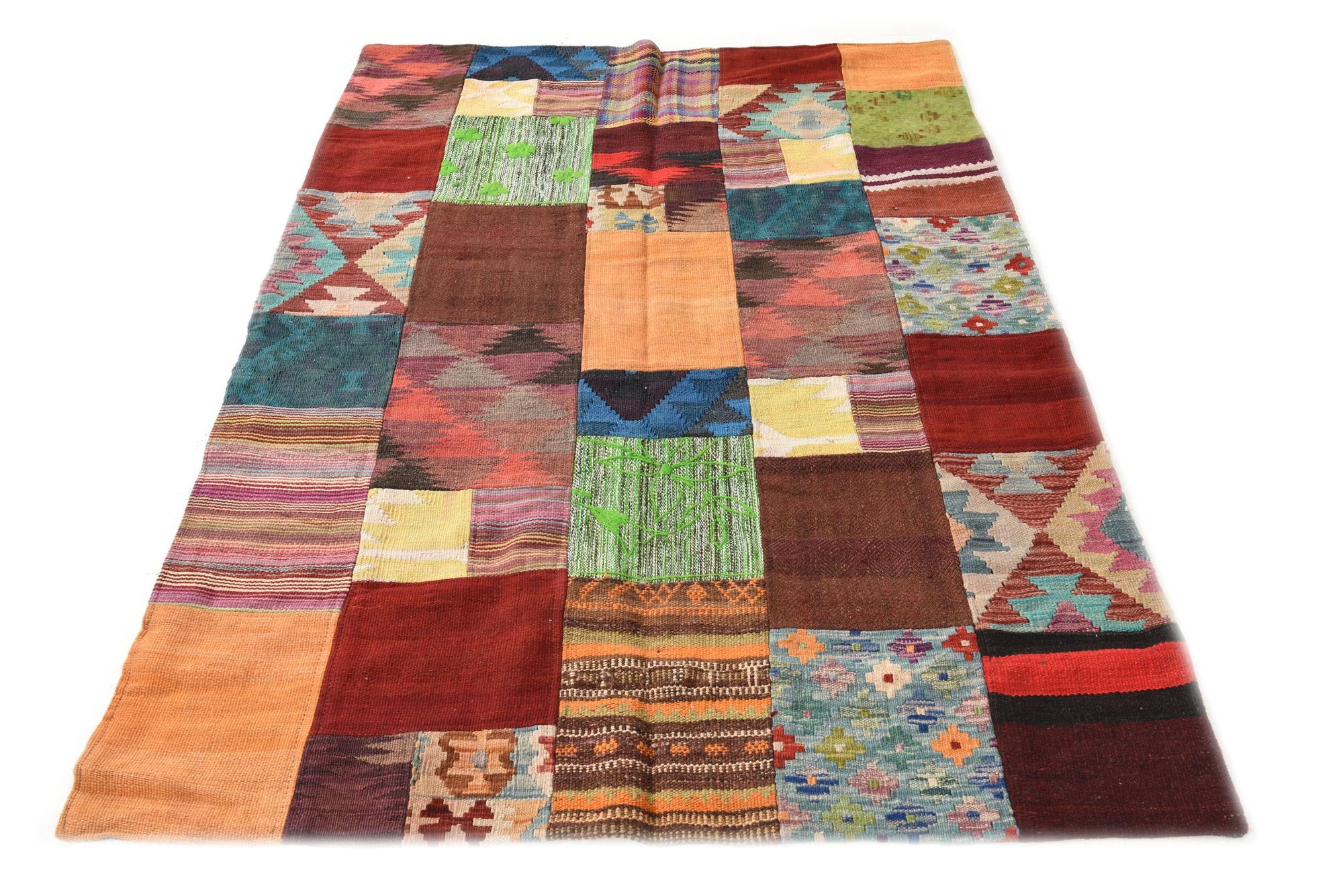 4' x 5' 11 Hand Woven Kilim Patchwork Wool Rug