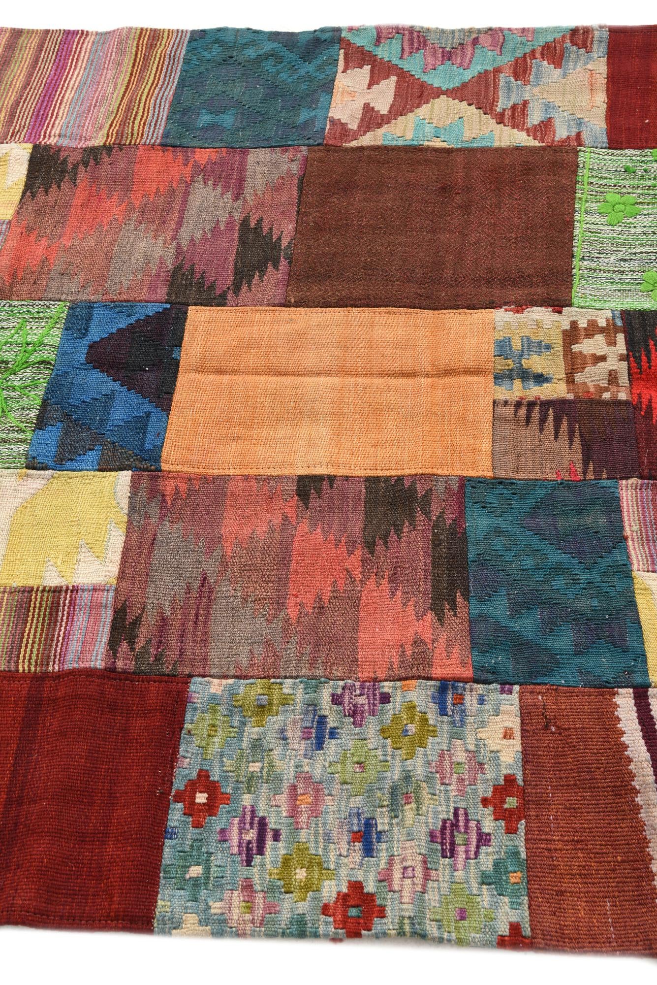 4' x 5' 11 Hand Woven Kilim Patchwork Wool Rug