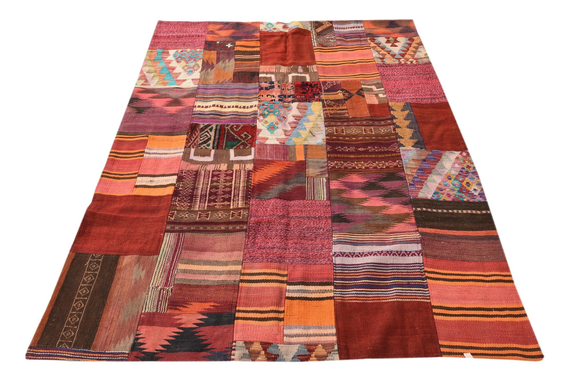 4' 10 x 6' 6 Hand Woven Kilim Patchwork Wool Rug