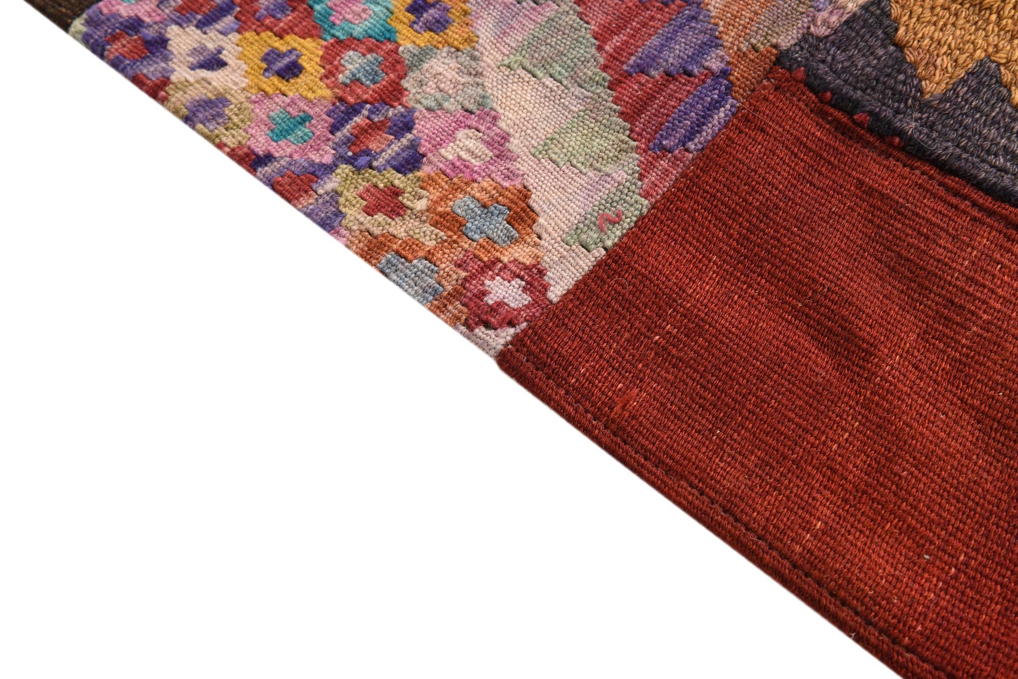 4' 10 x 6' 6 Hand Woven Kilim Patchwork Wool Rug