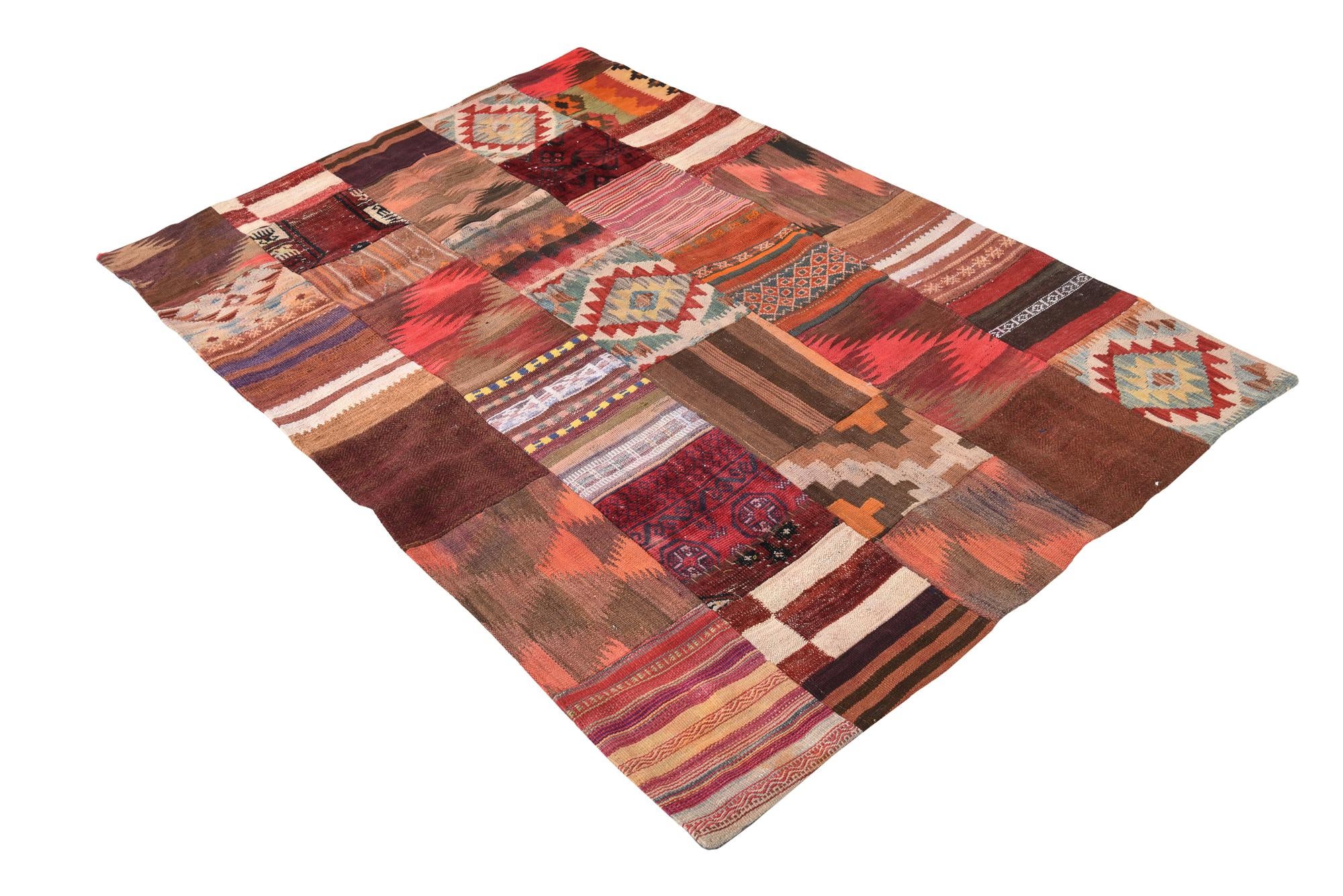 4' x 6' Hand Woven Kilim Patchwork Wool Rug