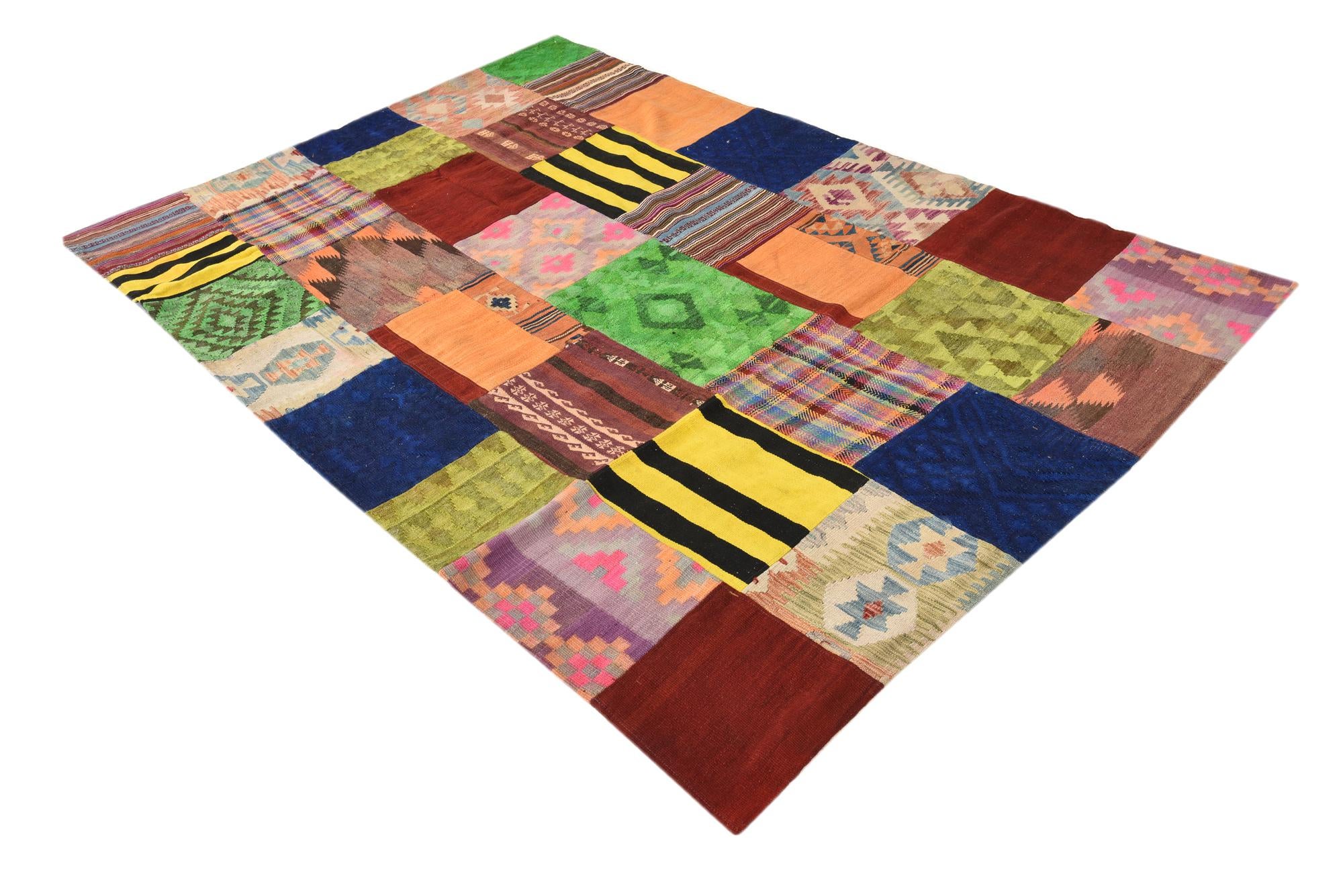 5' 5 x 7' 9 Hand Woven Kilim Patchwork Wool Rug