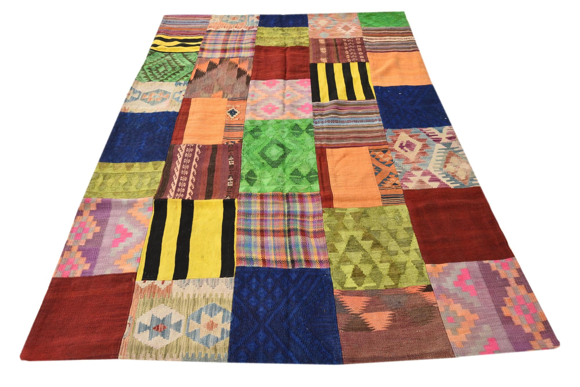 5' 5 x 7' 9 Hand Woven Kilim Patchwork Wool Rug