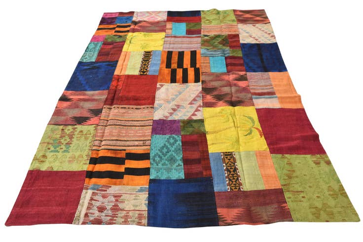 Detail image of 5' 7 x 8' Hand Woven Kilim Patchwork Wool Rug