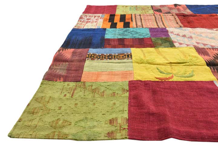 5' 7 x 8' Hand Woven Kilim Patchwork Wool Rug