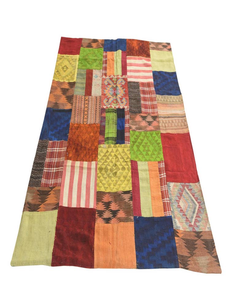 Detail image of 5' 9 x 7' 8  Hand Woven Kilim Patchwork Wool Rug