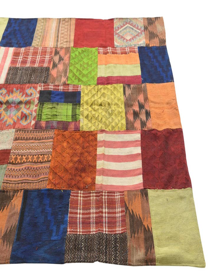 Detail image of 5' 9 x 7' 8  Hand Woven Kilim Patchwork Wool Rug