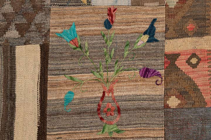 7' 2 x 10' Hand Woven Kilim Patchwork Wool Rug