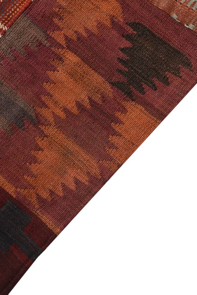 Detail image of 5' 5 x 8' Hand Woven Kilim Patchwork Wool Rug