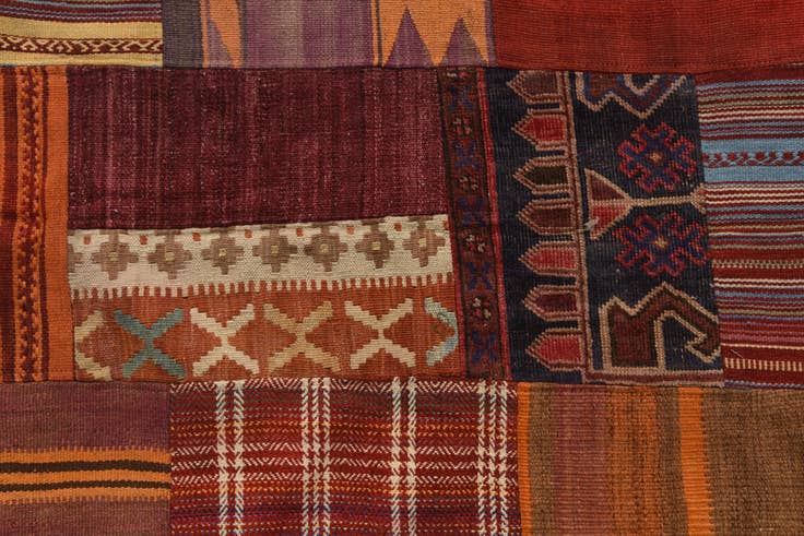 Detail image of 5' 5 x 8' Hand Woven Kilim Patchwork Wool Rug