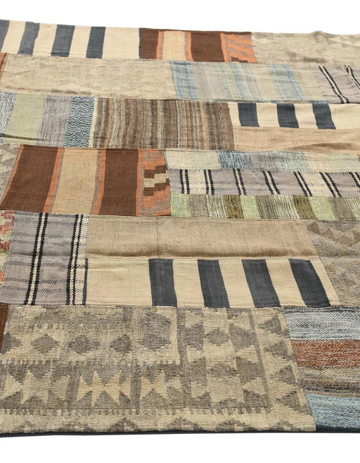Detail image of 6' 6 x 9' 8  Hand Woven Kilim Patchwork Wool Rug