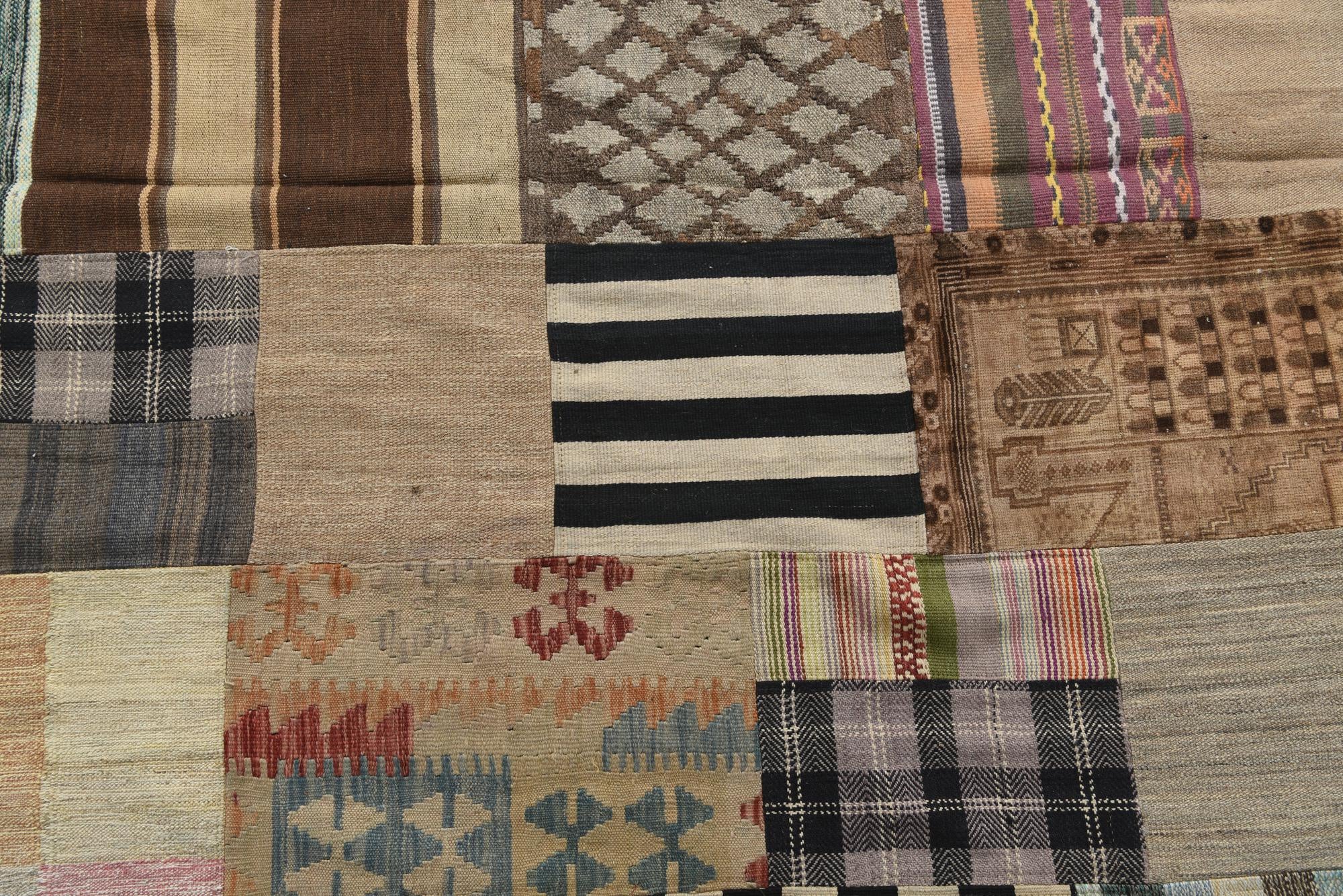 6' 5 x 10' Hand Woven Kilim Patchwork Wool Rug