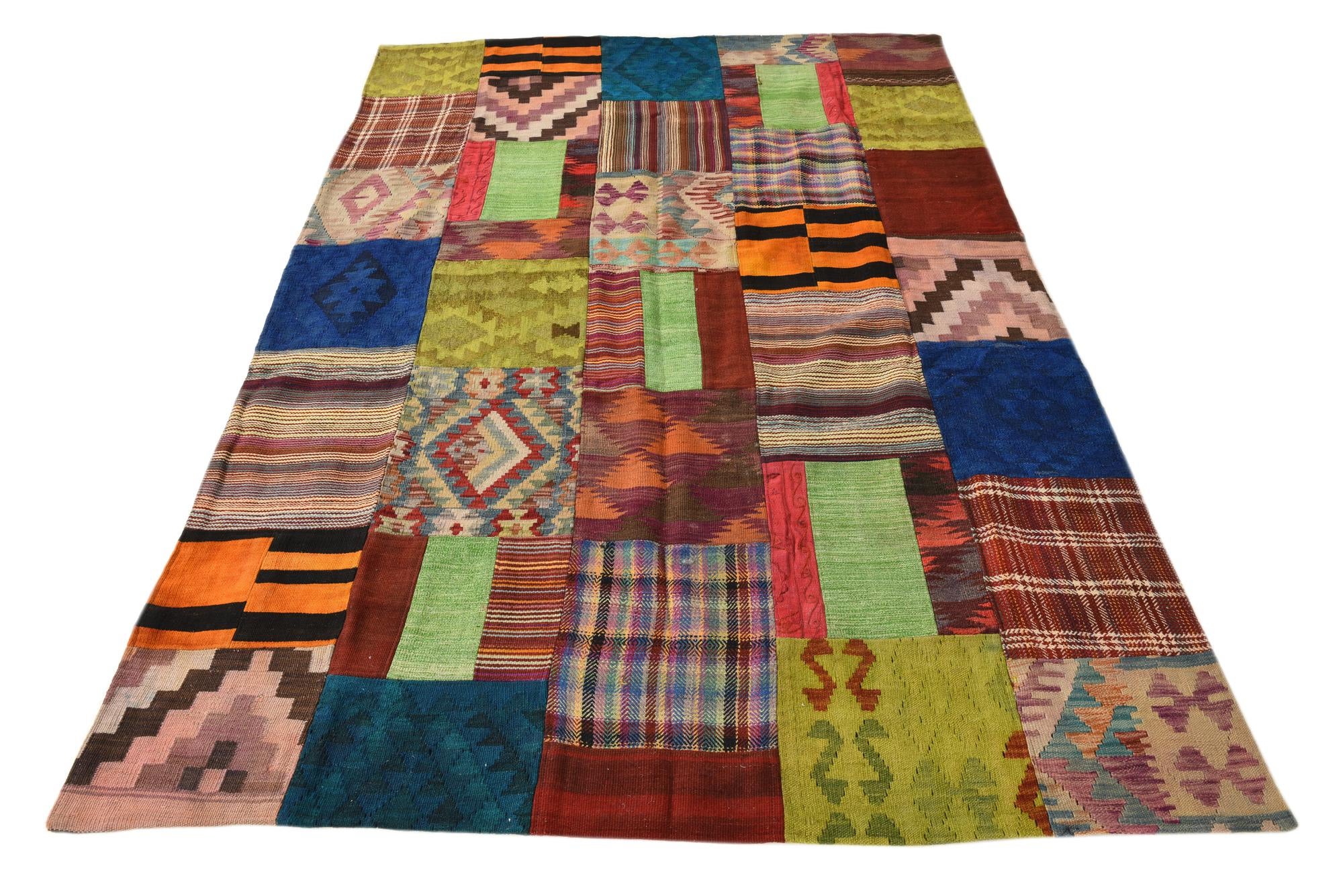 5' 5 x 7' 10 Hand Woven Kilim Patchwork Wool Rug