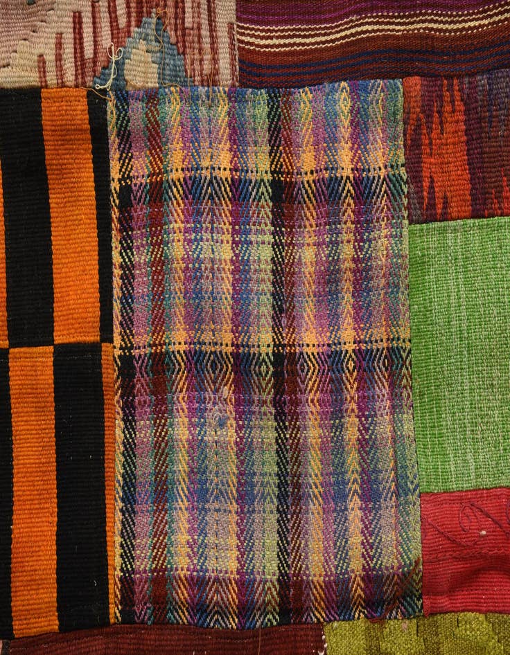 Detail image of 5' 5 x 7' 10  Hand Woven Kilim Patchwork Wool Rug