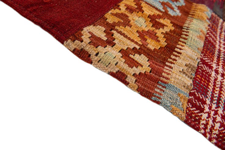 Detail image of 5' x 6' 8 Hand Knotted Kilim Patchwork Wool Rug