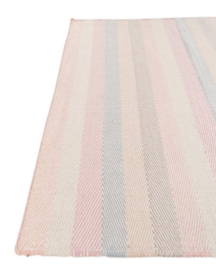 Detail image of 3' 11 x 5' 8 Hand Knotted Kilim Wool Rug