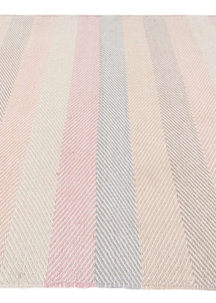 3' 11 x 5' 8 Hand Knotted Kilim Wool Rug