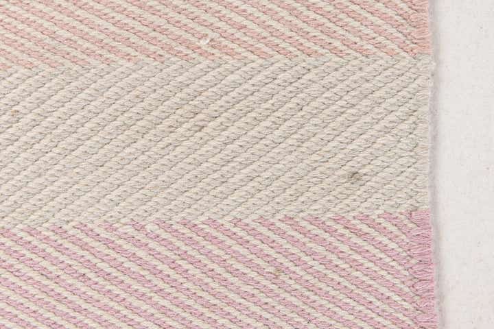 3' 11 x 5' 8 Hand Knotted Kilim Wool Rug