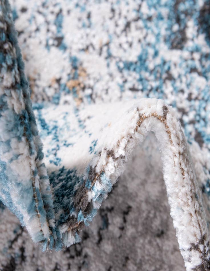 Detail image of 4' x 6' Leipzig Rug