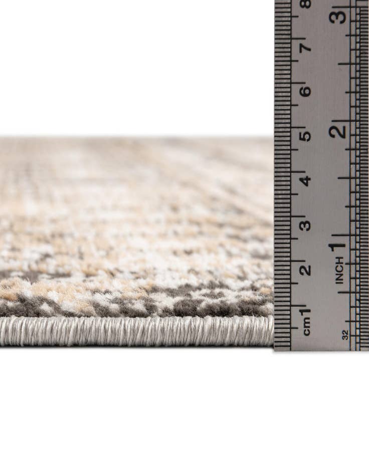 Detail image of 5' x 8' Leipzig Rug