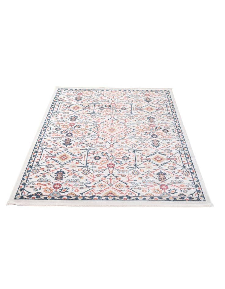 Detail image of 5' 4 x 7' 7 Lola Rug