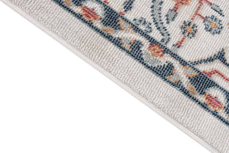 Detail image of 5' 4 x 7' 7 Lola Rug