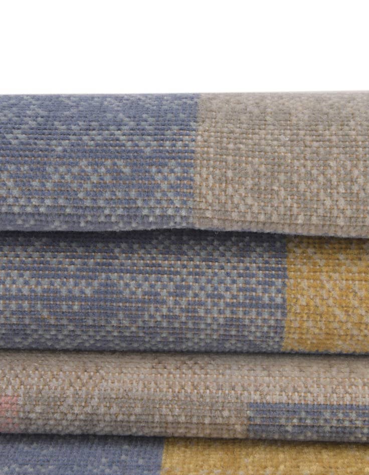 Detail image of 4' x 6' Lotus Rug