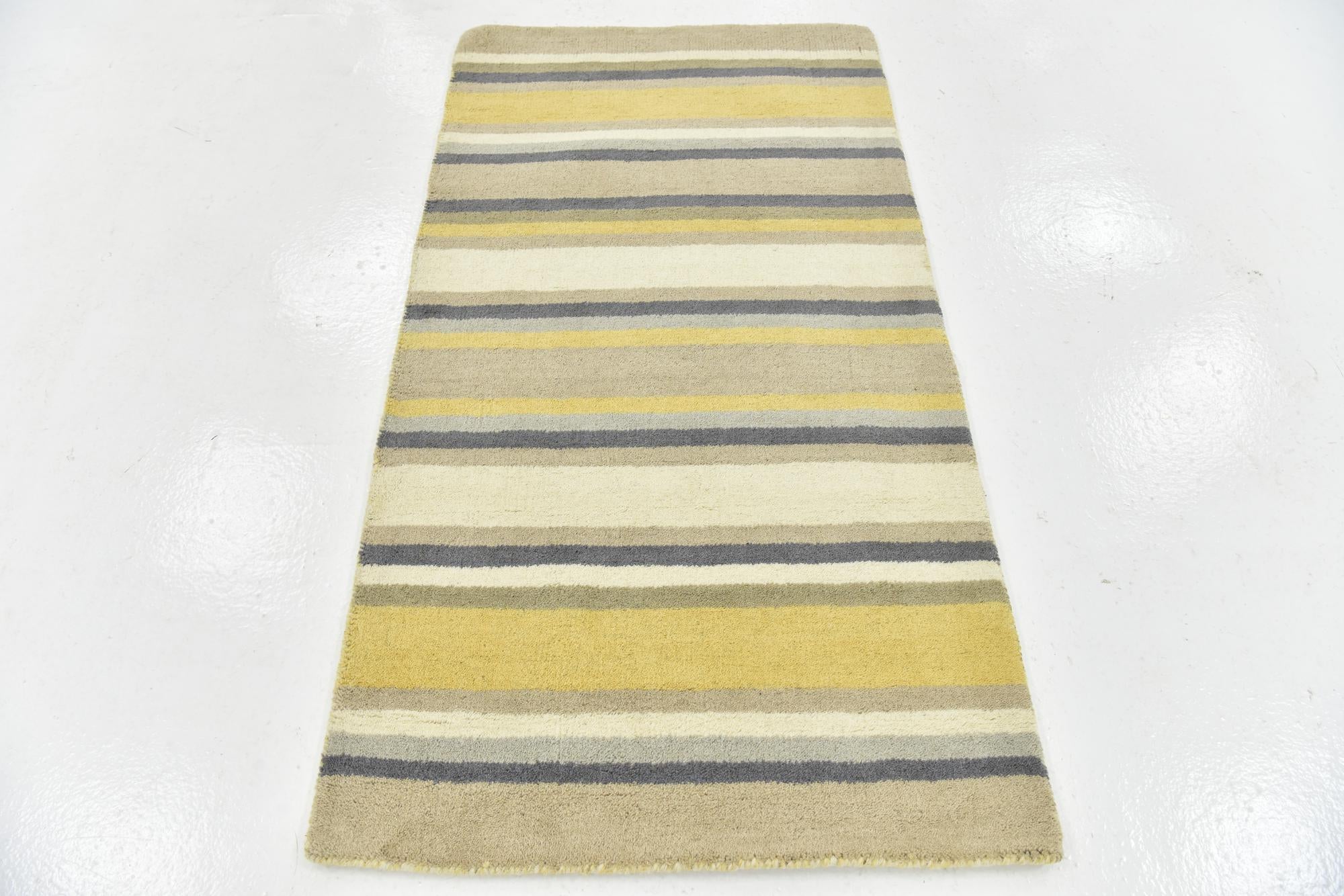 2' 8 x 5' Luna Wool Rug