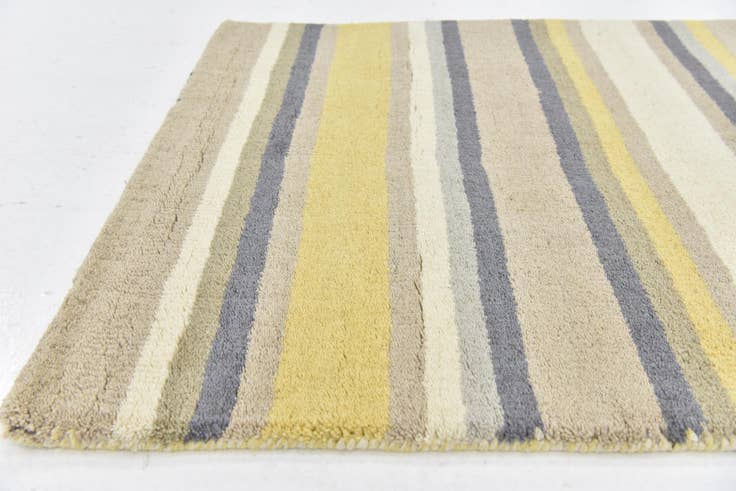 Detail image of 2' 8 x 5' Luna Wool Rug