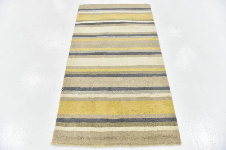 Detail image of 2' 8 x 5' Luna Wool Rug