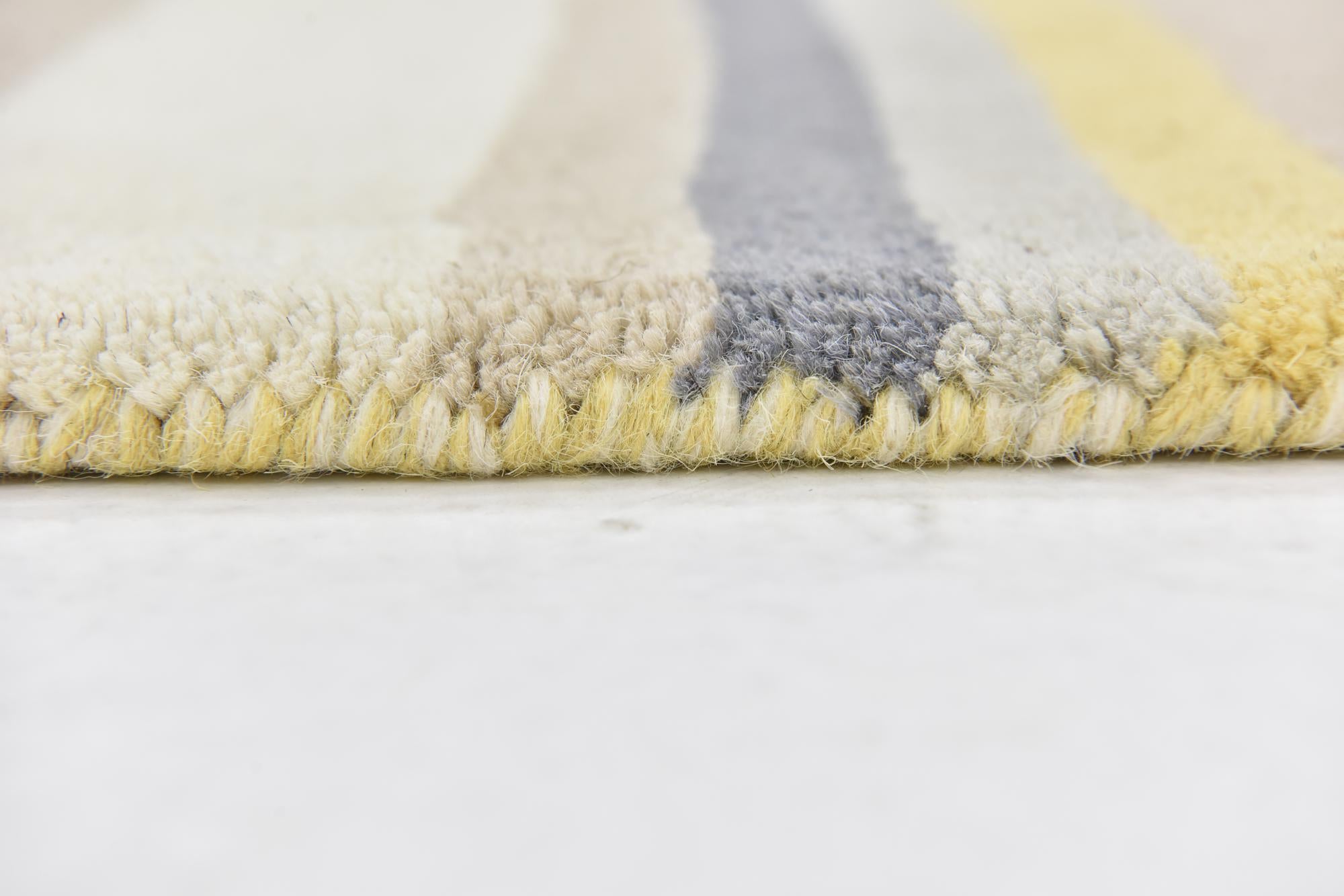2' 8 x 5' Luna Wool Rug