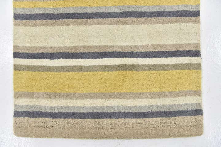 2' 8 x 4' 10 Luna Wool Rug