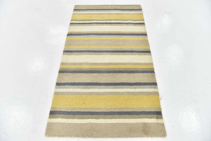 2' 9 x 4' 10 Luna Wool Rug