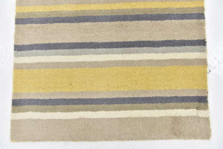 2' 9 x 4' 10 Luna Wool Rug