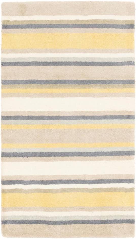 Detail image of 2' 9 x 4' 10 Luna Wool Rug