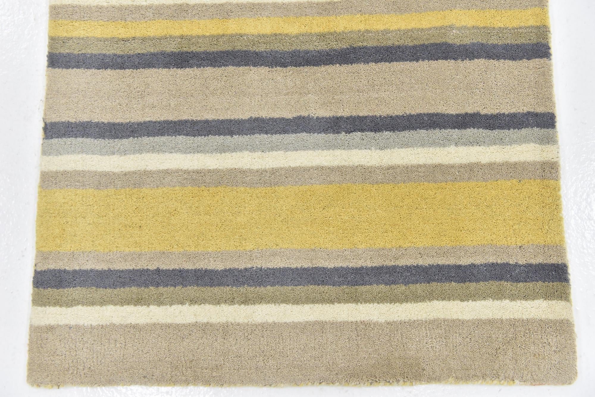 2' 9 x 5' Luna Wool Rug