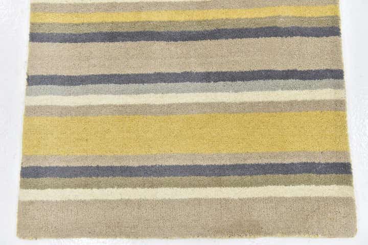 2' 9 x 5' Luna Wool Rug