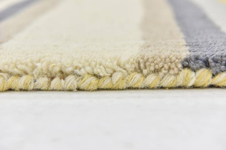 Detail image of 2' 9 x 5' Luna Wool Rug