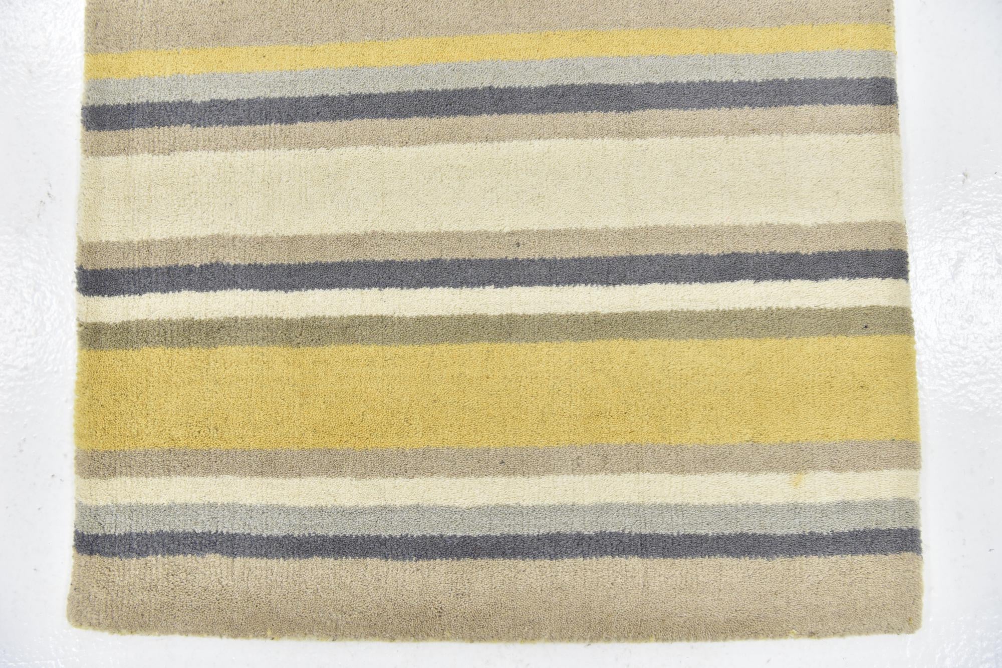 2' 9 x 4' 10 Luna Wool Rug