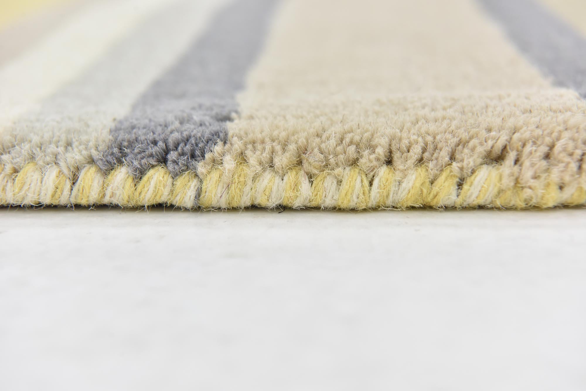 2' 9 x 4' 10 Luna Wool Rug