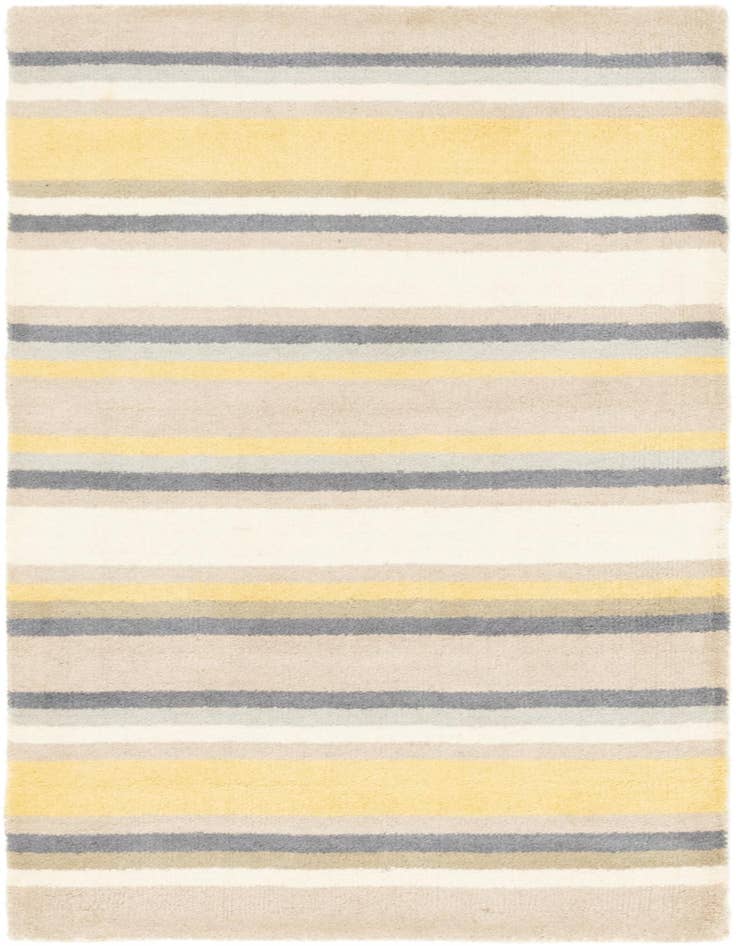 Detail image of 2' 9 x 4' 10 Luna Wool Rug