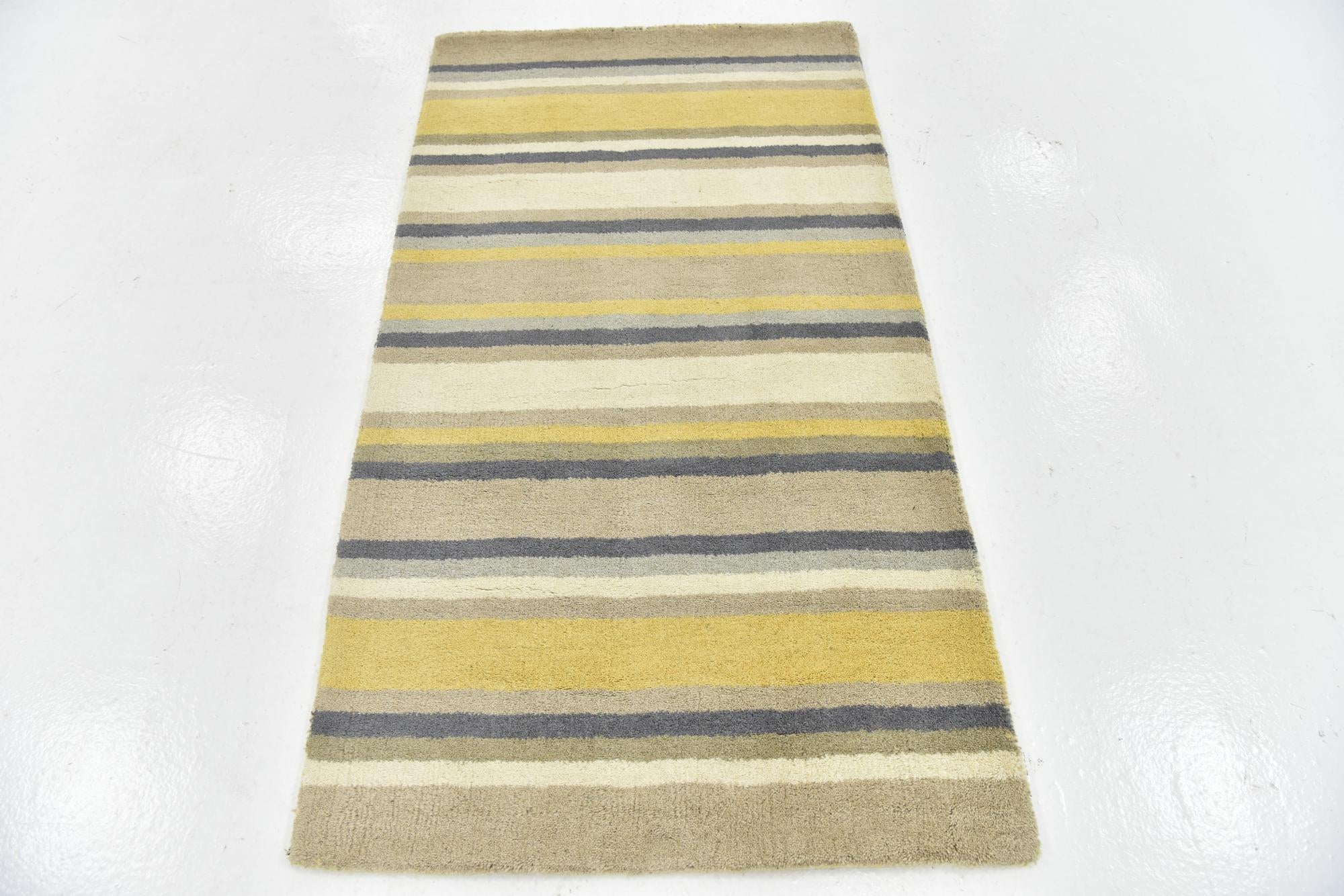 2' 9 x 4' 10 Luna Wool Rug
